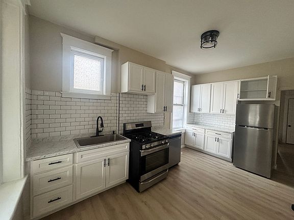 4th image of 6109 Virginia Ave #1G