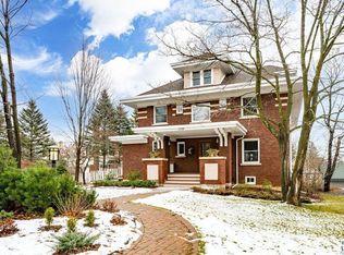 2328 E 3rd St, Duluth, MN 55812