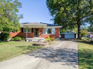 5 Powder Horn Ct, Louisville, KY 40216