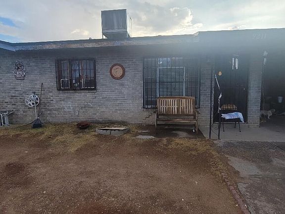 3rd image of 9211 Raleigh Dr