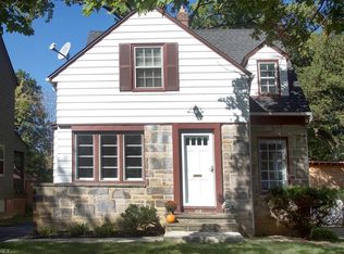 3557 E Scarborough Rd, Cleveland Heights, OH 44118