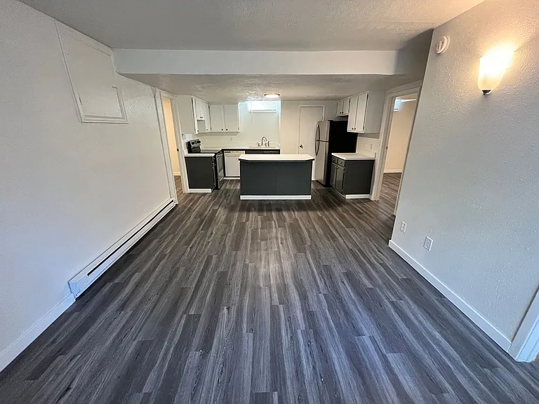 Sunset Blvd 7 Unit — Photo 3