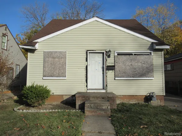 7524 Longacre St, Detroit, MI 48228
