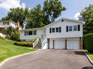 22 Jason Ln, Mamaroneck, NY 10543