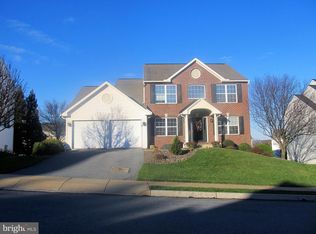 2505 Simon Dr, Sinking Spring, PA 19608