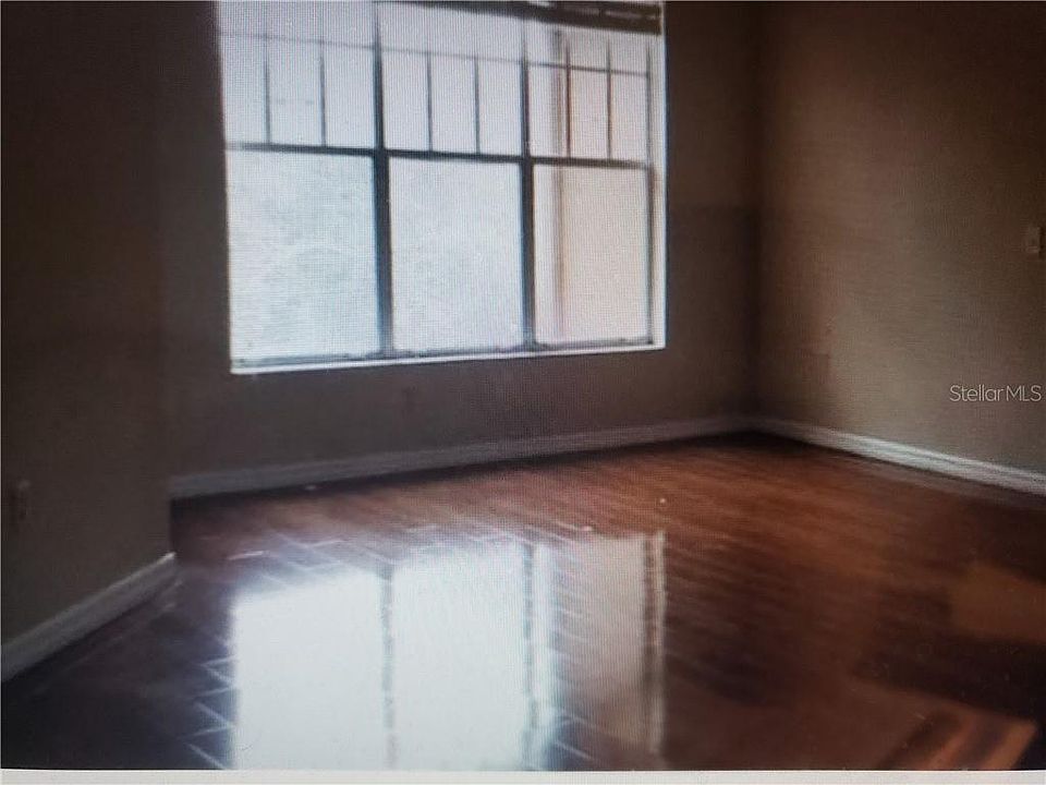 1st image of 5566 Metrowest Blvd #30
