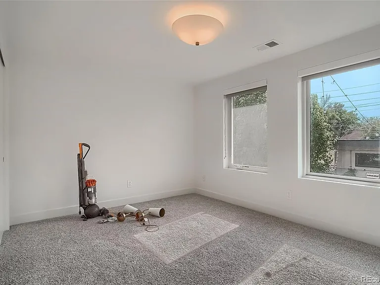3445 Wyandot St — Photo 26
