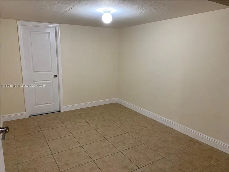 14179 SW 126th Pl — Photo 10