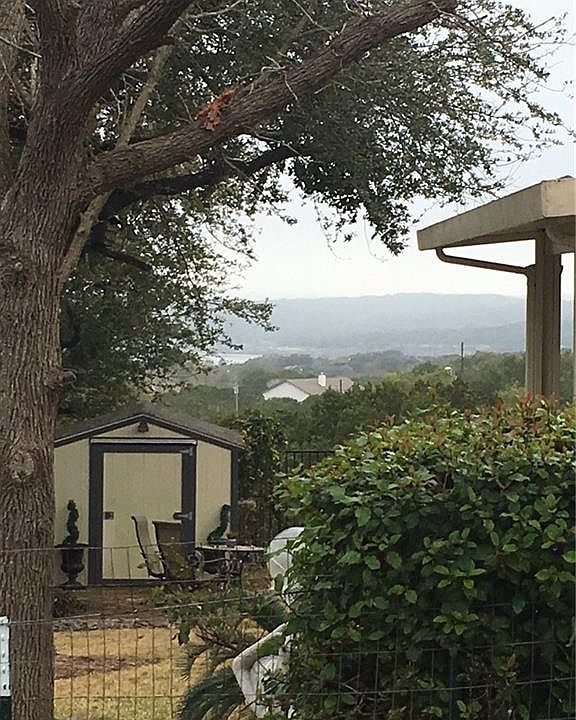 2nd image of 4202 Vista Corta