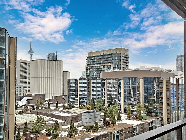 20 Edward St #1307 — Photo 38