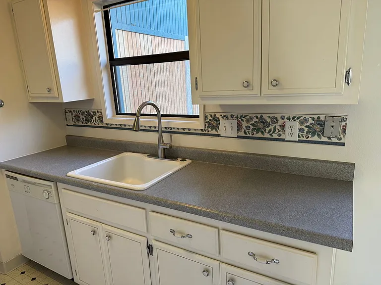 7905 SW Fanno Creek Dr #6 — Photo 4