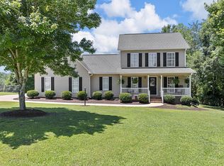 865 W River Grove Cir, Roebuck, SC 29376