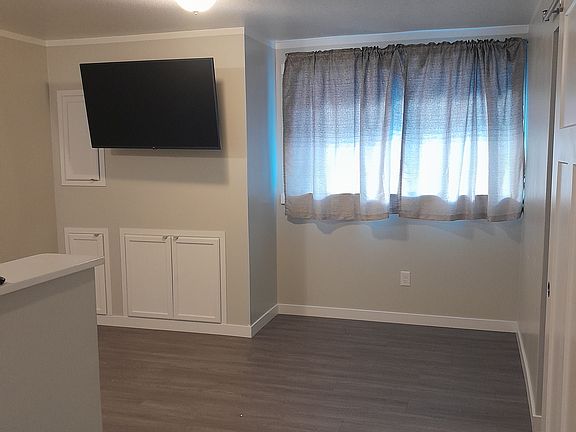 3rd image of 1940 Prospector Ave #112