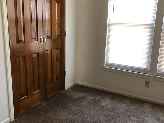 3rd image of 738 Osage St APT 3