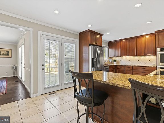5th image of 13506 Bradford Ln
