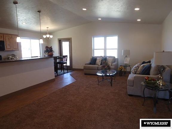 2nd image of 251 Horseshoe Dr