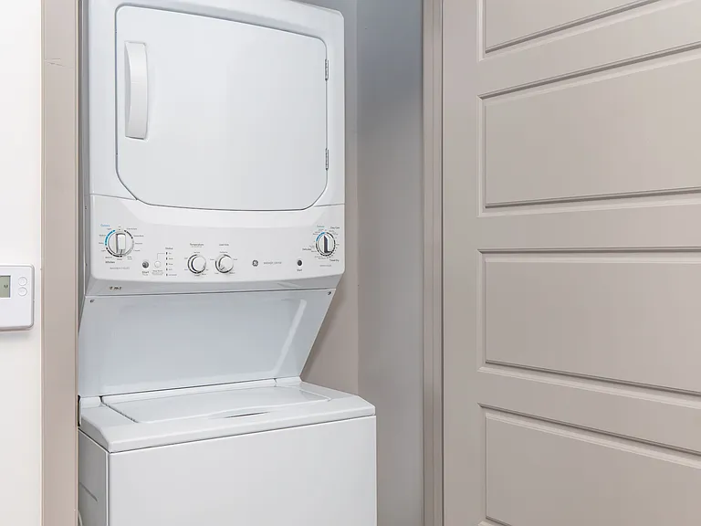 Trails Bend 2 Bedroom 2 Bath Furnished Laundry