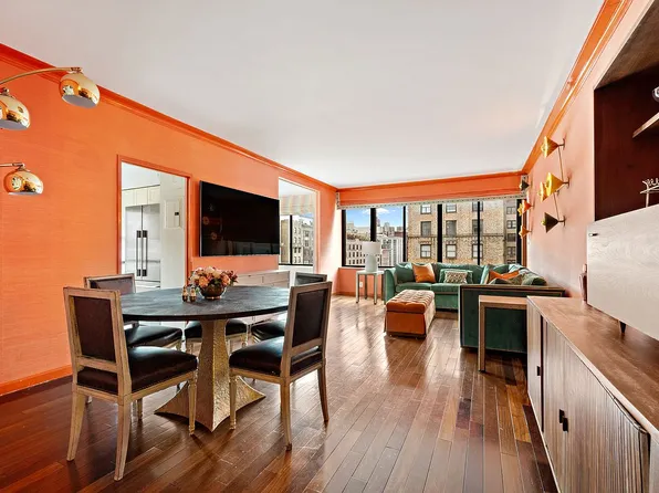 900 Park Ave APT 14C, New York, NY 10075