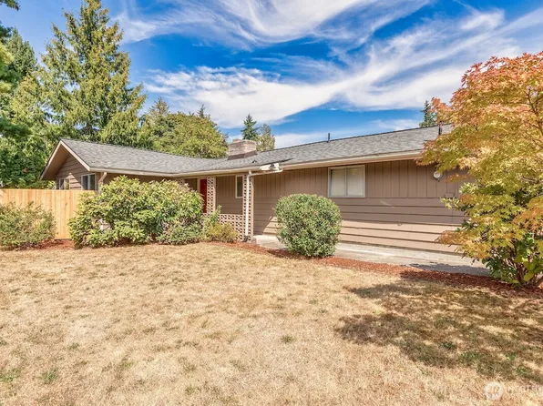 604 N 201st Street, Shoreline, WA 98133