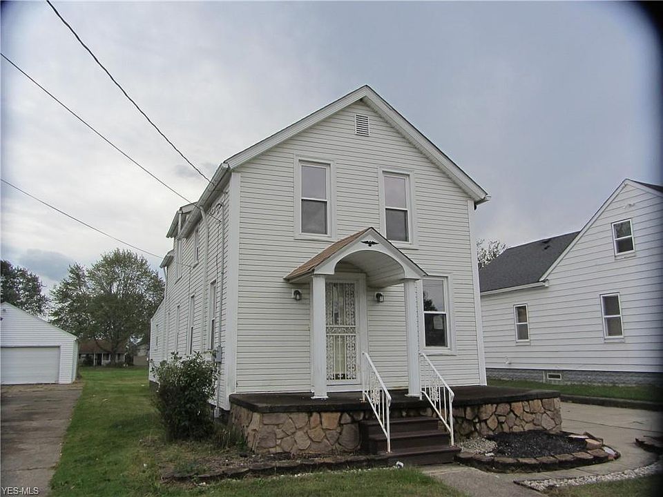 1st image of 1623 W 22nd St