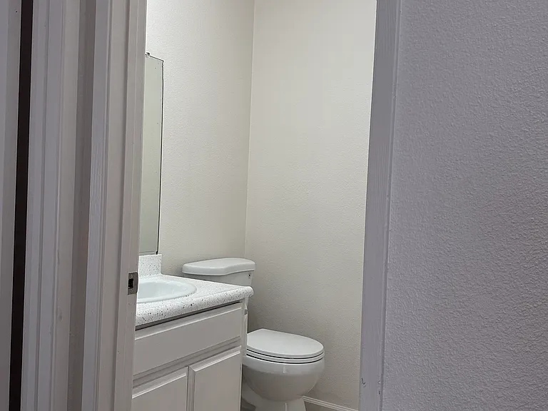 8001 Latham Ct #4 — Photo 13