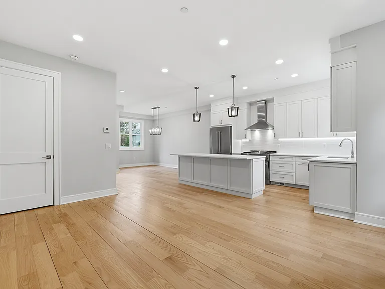 603 Springfield Ave #101 — Photo 17