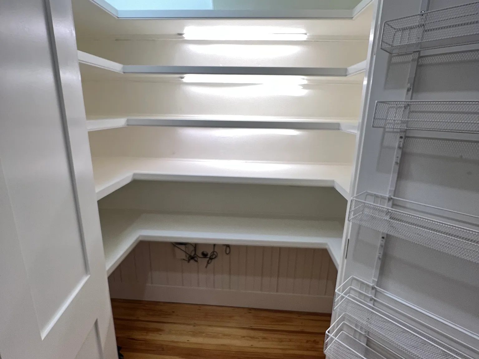 5 bed, 2600 sqft, $5,000 — Photo 2