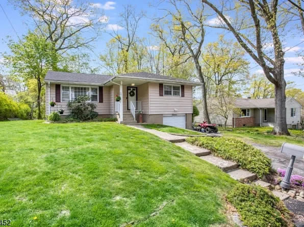 13 Oakwood Ter, Rockaway Twp., NJ 07866