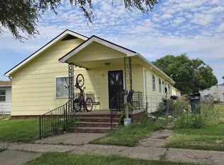 110 S Kansas St, Russell, KS 67665