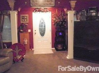 45 Apple St, Norco, LA 70079