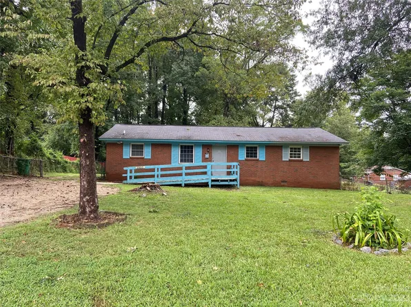2900 Hagler Dr, Charlotte, NC 28269
