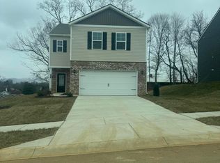 461 Quiver St, Johnson City, TN 37604