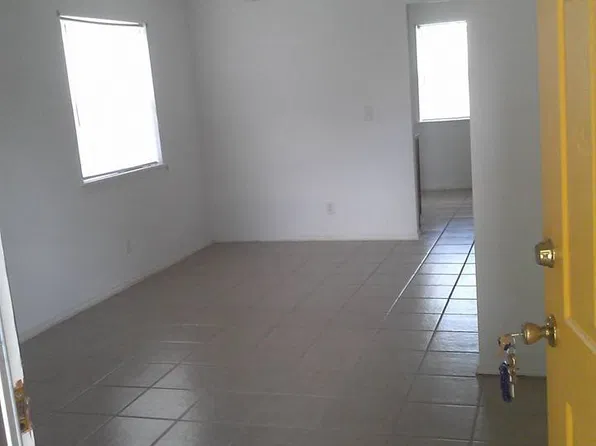 Lakeview Estates, 1702 S Mitchell Ave APT 15, Lincoln, AR 72744