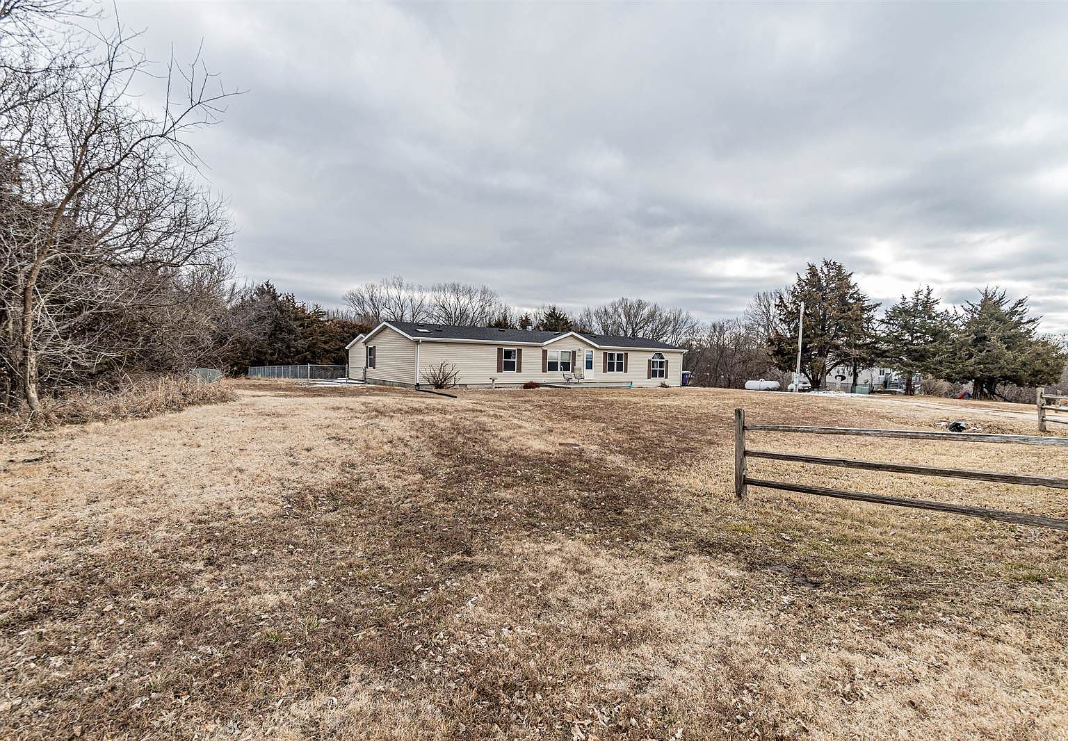 10802 Moske Cir, Milford, KS 66514 Zillow