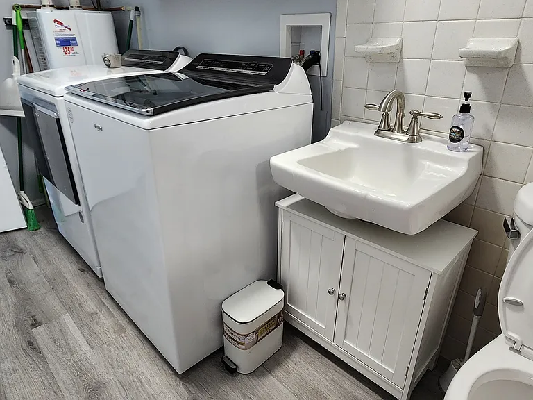Washer/Dryer/Half Bath