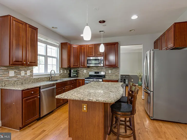 2191 Oak Forest Dr — Photo 23