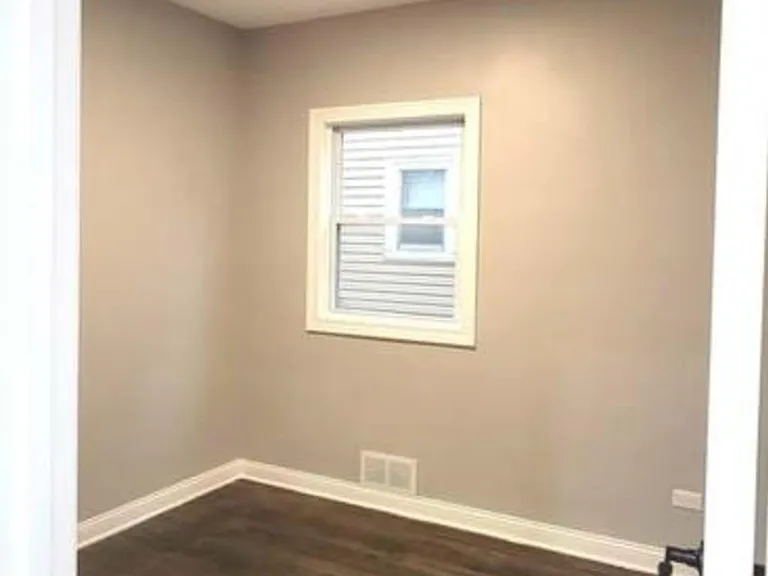 5259 W Lexington St #1 — Photo 6