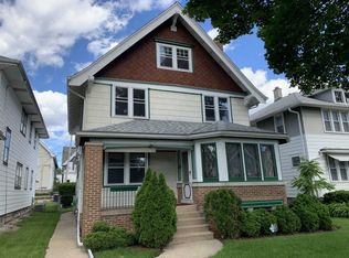 1506 S 79th St, West Allis, WI 53214