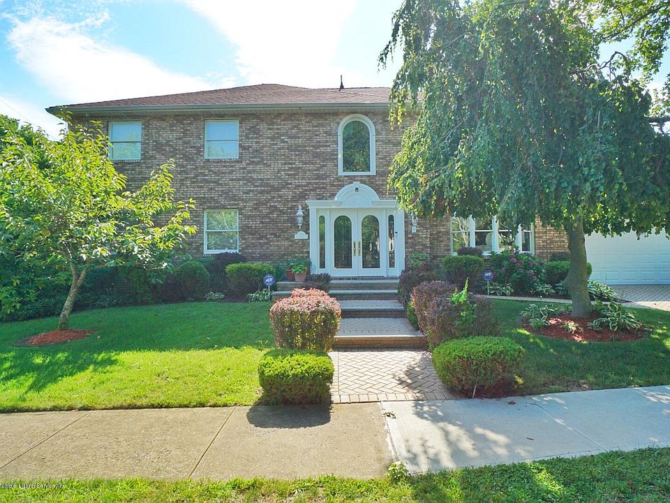 1st image of 130 Peare Pl