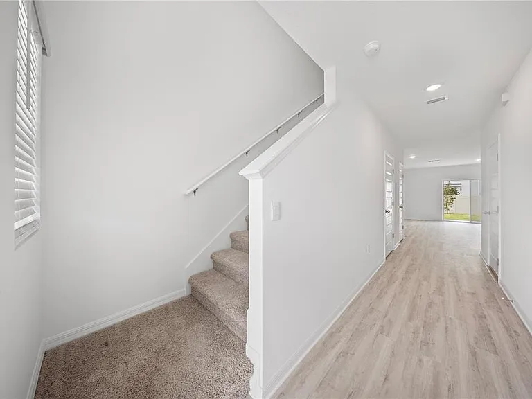 4348 Butterscotch Cir — Photo 2