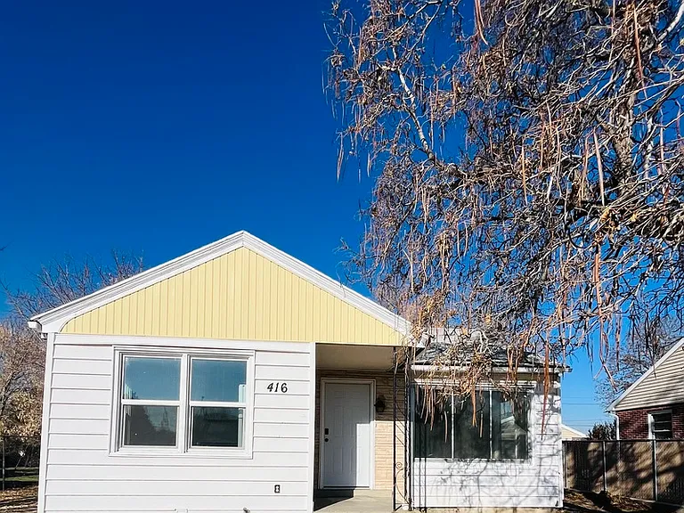 416 W Cornell Dr — Photo 18