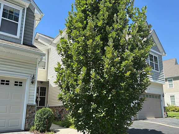2nd image of 21 Meadow View Dr