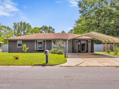 5608 Claresholm Dr, Gautier, MS, 39553