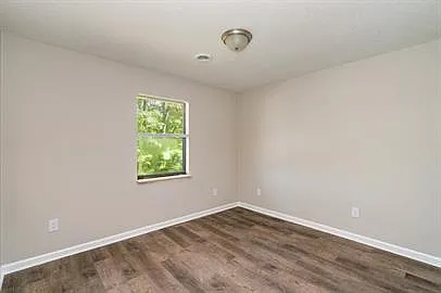 111 Raintree Ln #C — Photo 11