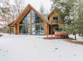 W6015 Lake Rd, Wausaukee, WI 54177