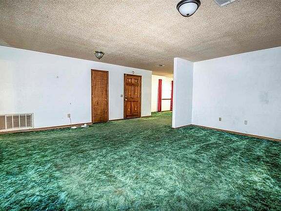 4th image of 352529 E 850th Rd