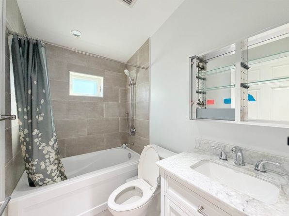 2 bedroom rental in Vancouver — photo 5