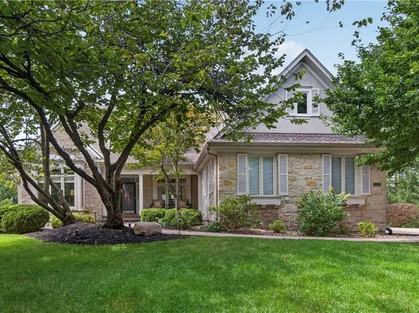 14800 Outlook St, Overland Park, KS 66223