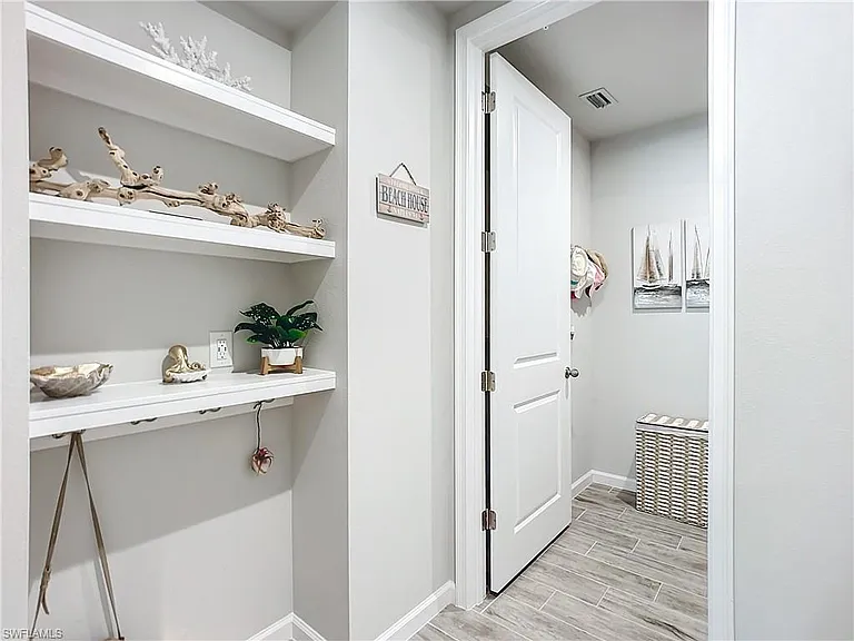 4664 Arboretum Cir #101 — Photo 35