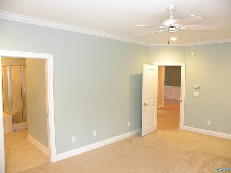 54 Belmont Pl — Photo 24